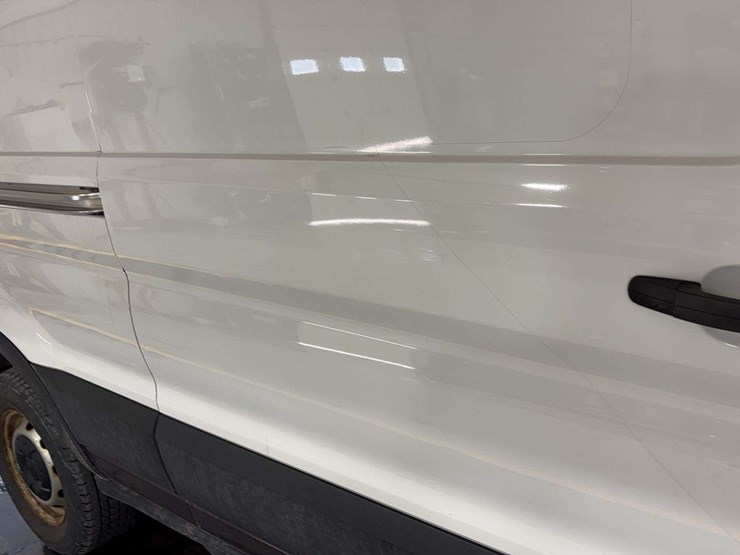2020-ford-transit-image-29