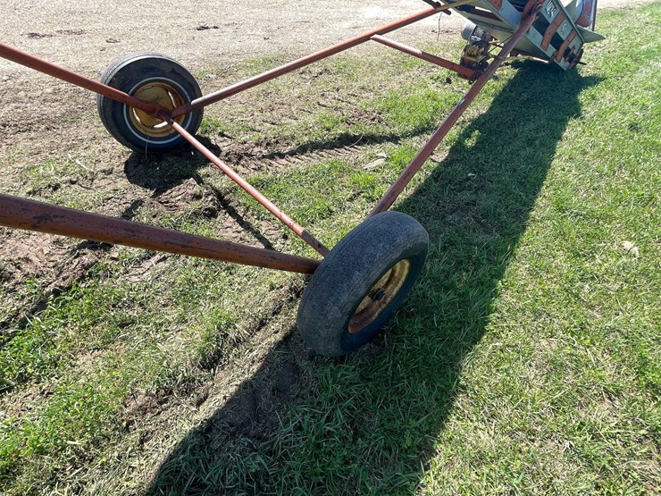 #6090-•-little-giant-bale-elevator-(omro,-wi)-image-9