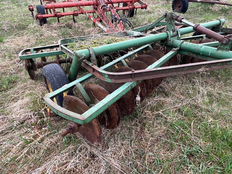 john-deere-12-image-5