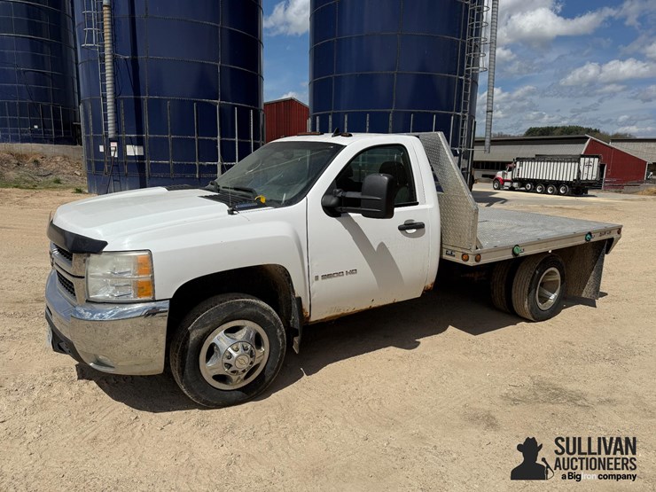 2008-chevrolet-silverado-3500-image-1