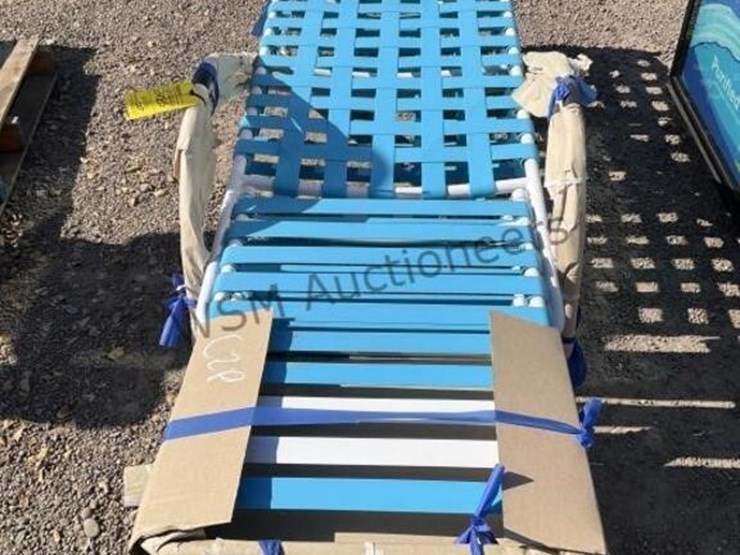 (2)-lawn-chairs-image-3