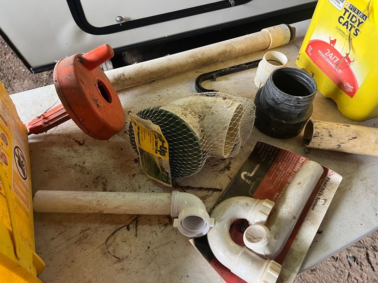 #9636-•-plumbing-supplies-image-3