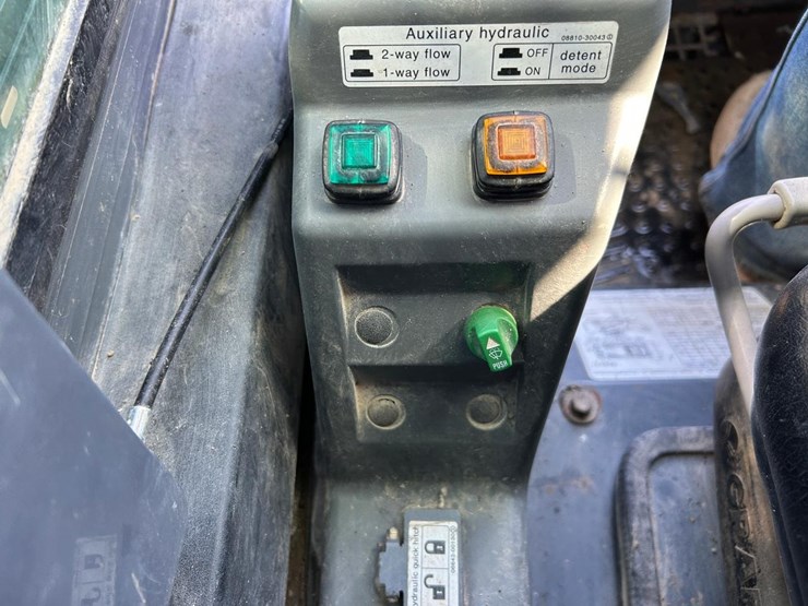 takeuchi-tl250-image-26