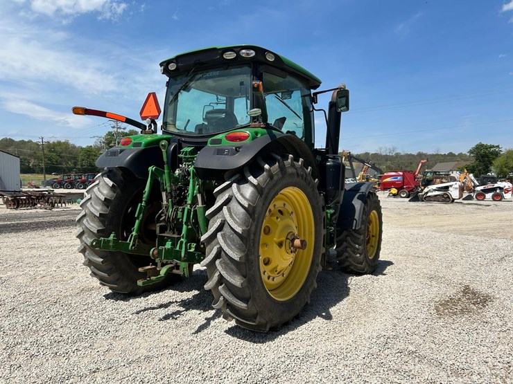 2018-john-deere-6215r-image-4