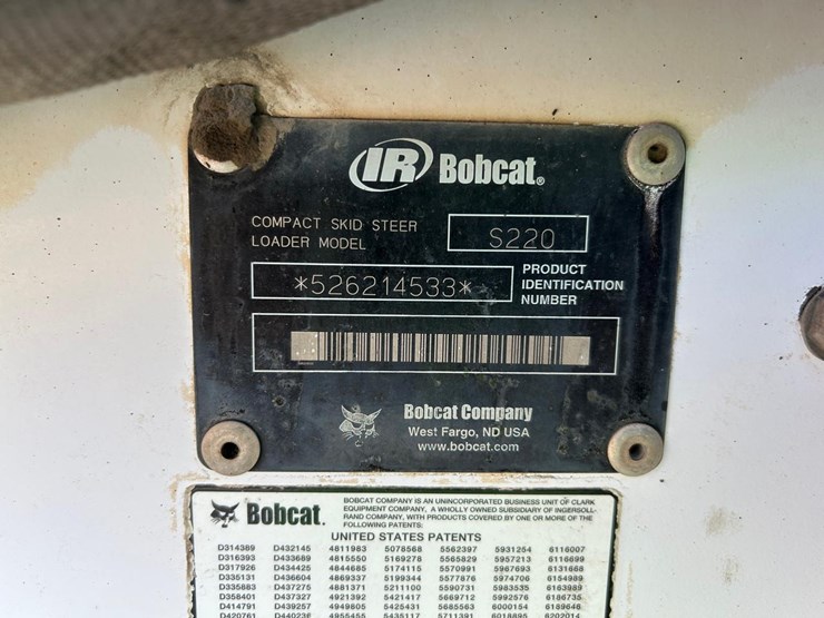 bobcat-s220-image-25