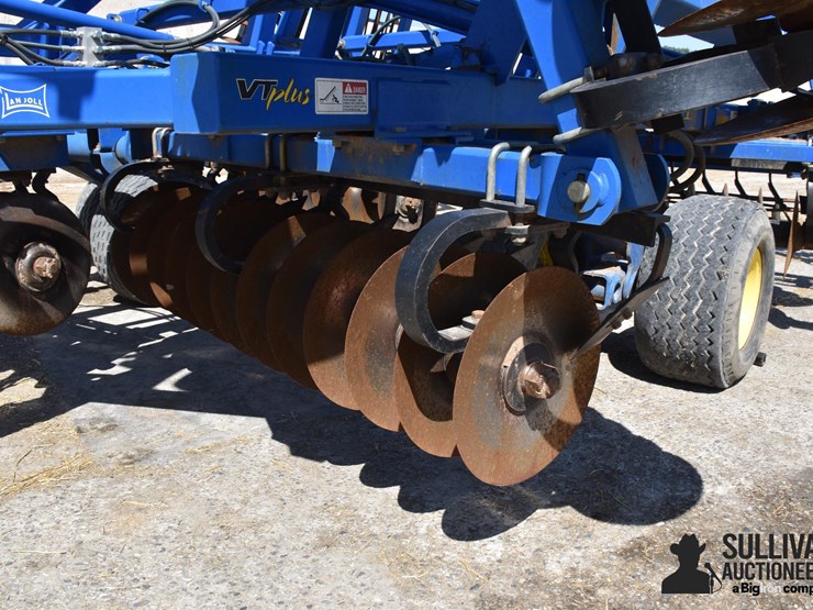 2010-landoll-7431vt-plus-33'-vertical-tillage-tool-image-17
