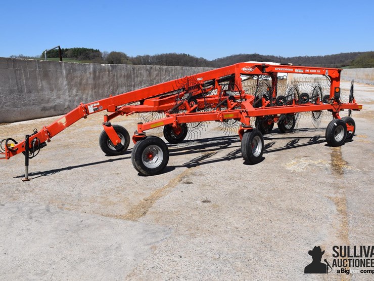 2015-kuhn-sr600-image-1
