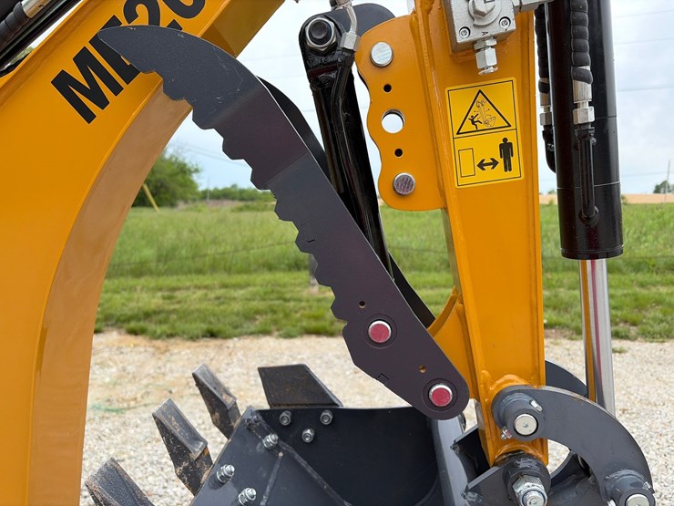 #151-•-unused-2026-sdlanch-me20-diesel-mini-excavator-image-8