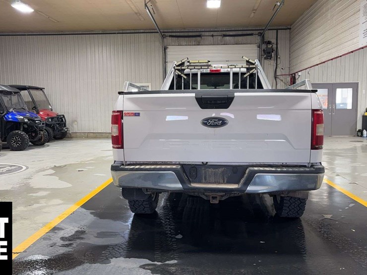 2020-ford-8-ft-image-4
