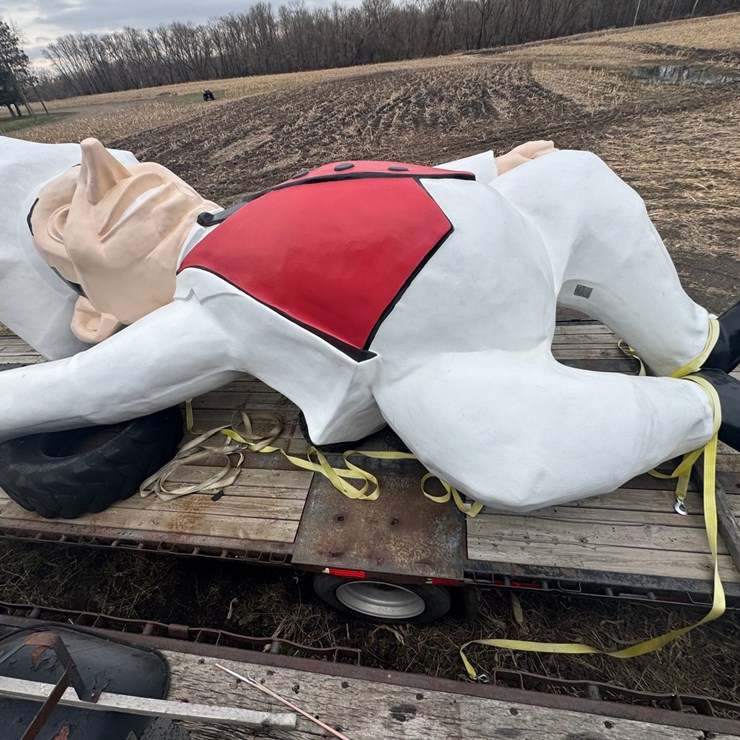 #9000 • Happy Chef Statue (Elk River, MN)