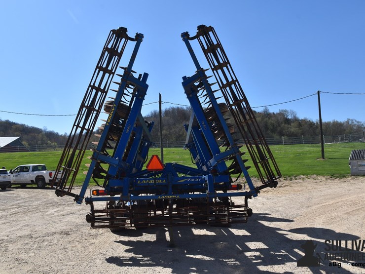 2013-landoll-7431-26-image-6