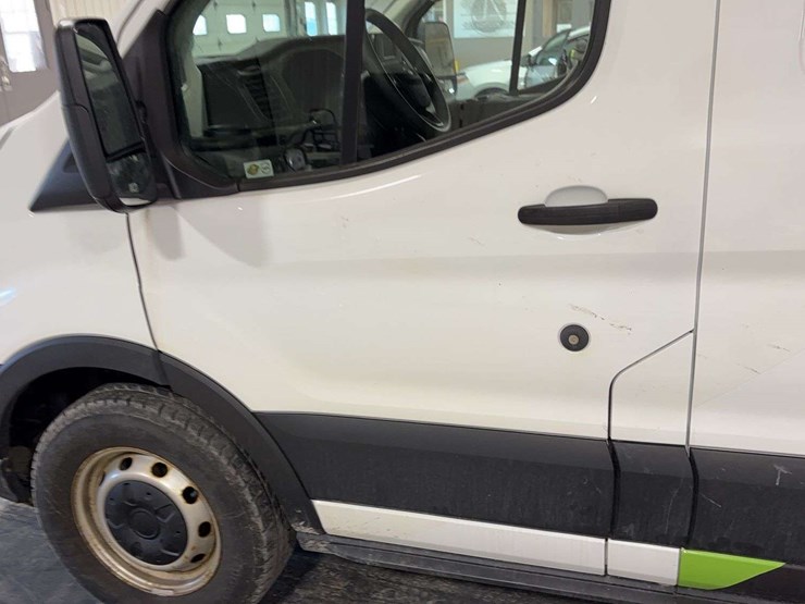 2020-ford-transit-image-23