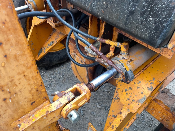 #406-•-case-585d-construction-king-forklift-(appleton,-wi)-image-27