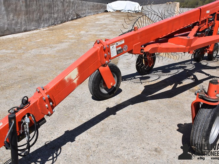 2015-kuhn-sr600-image-10