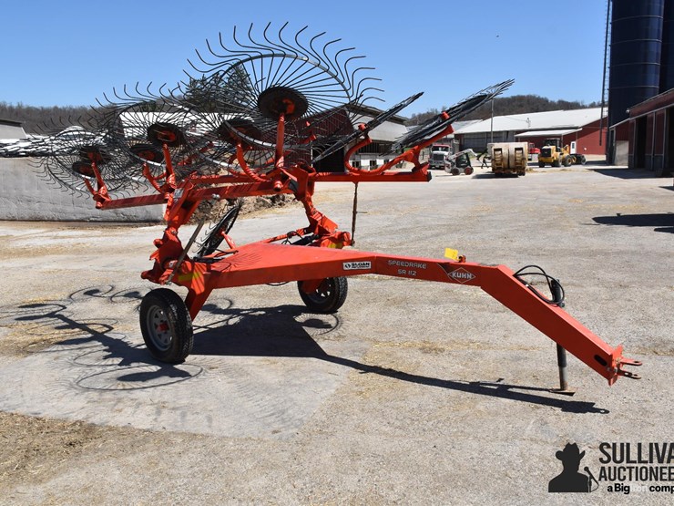 2011-kuhn-sr112-image-3