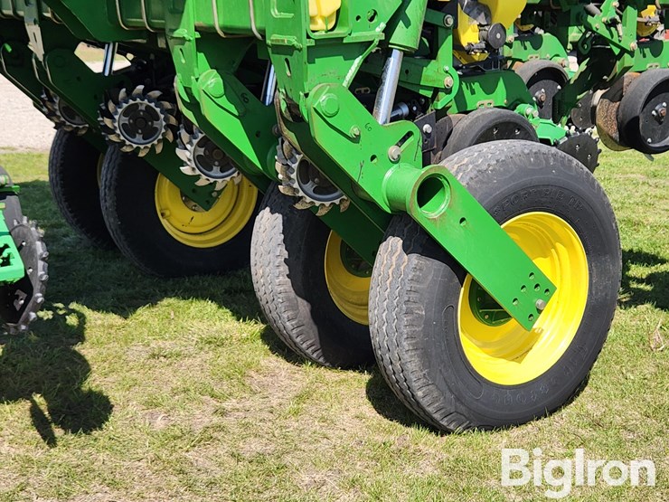 2004-john-deere-1790-ccs-image-9