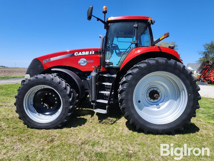 2013-case-ih-260-magnum-mfwd-tractor-image-8