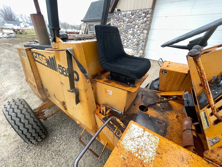 #406-•-case-585d-construction-king-forklift-(appleton,-wi)-image-68