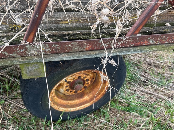 #9574-•-16'-hay-wagon-image-17