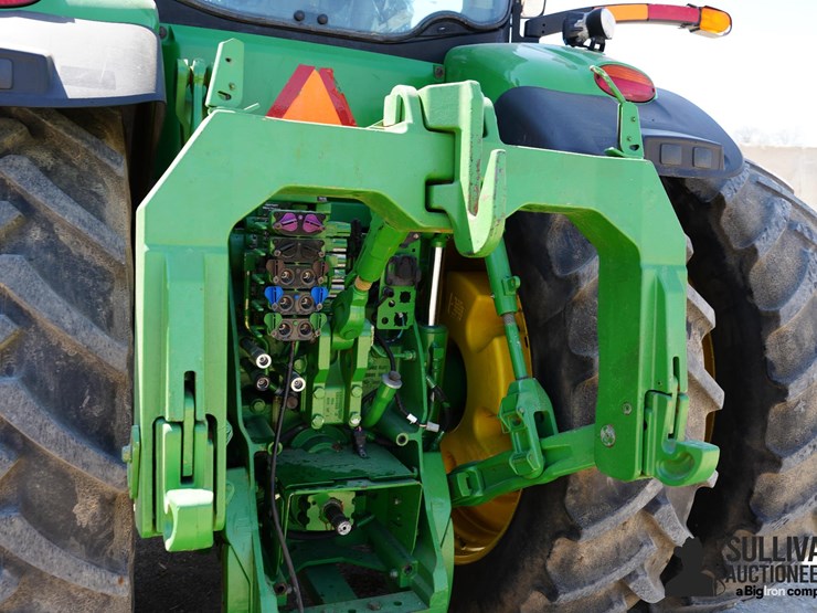 2012-john-deere-8310r-image-18