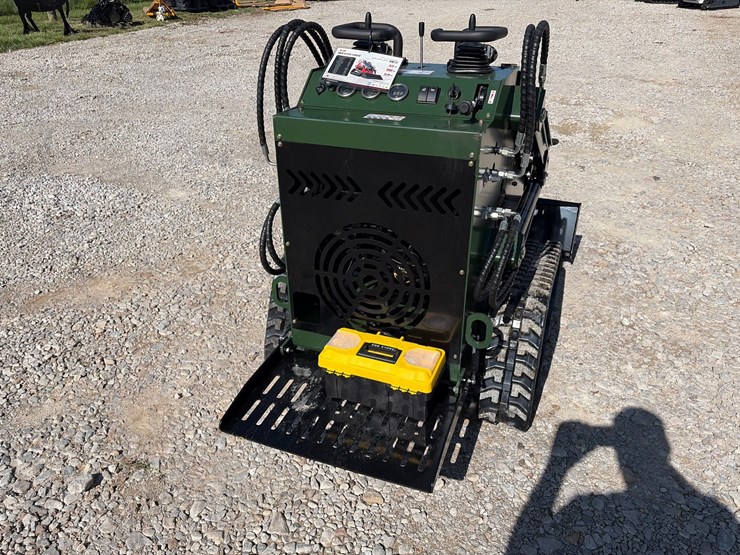 #200-•-unused-2026-zjz-380-mini-skid-steer-loader-image-4