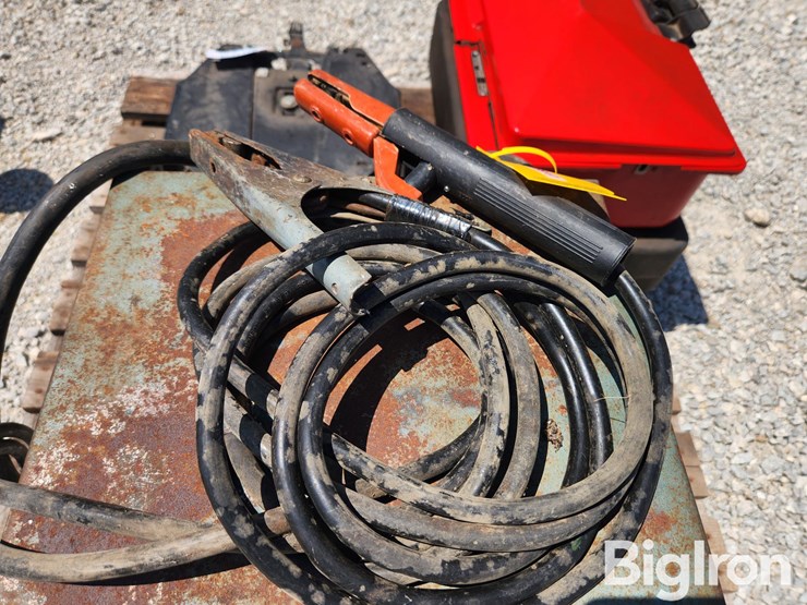 linde-230-amp-welder-image-12