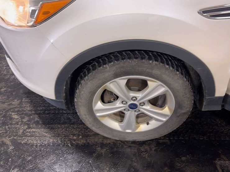 2014-ford-escape-se-image-23