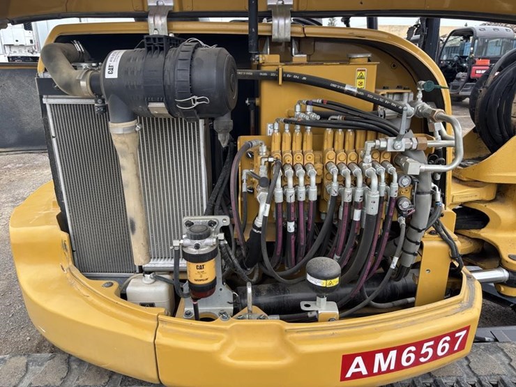2015-caterpillar-305e2-cr-image-44