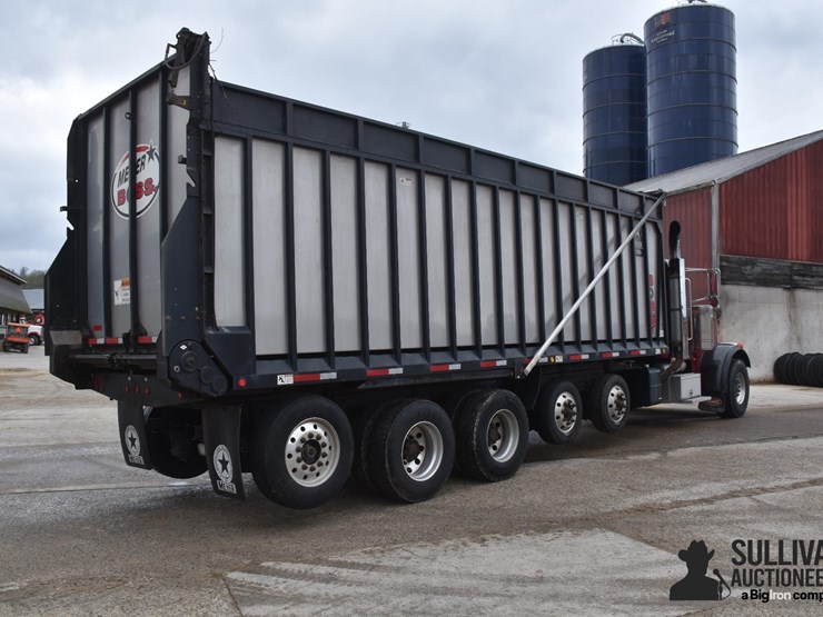 2011-peterbilt-367-image-5