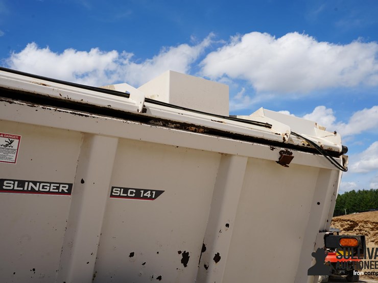 kuhn-knight-slc141t-pull-type-manure-spreader-image-17