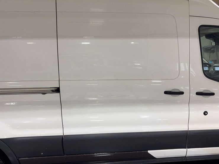 2018-ford-transit-image-28