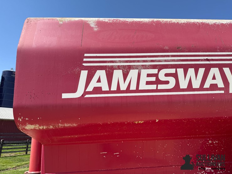 2010-jamesway-ultra-trac-5700-image-17