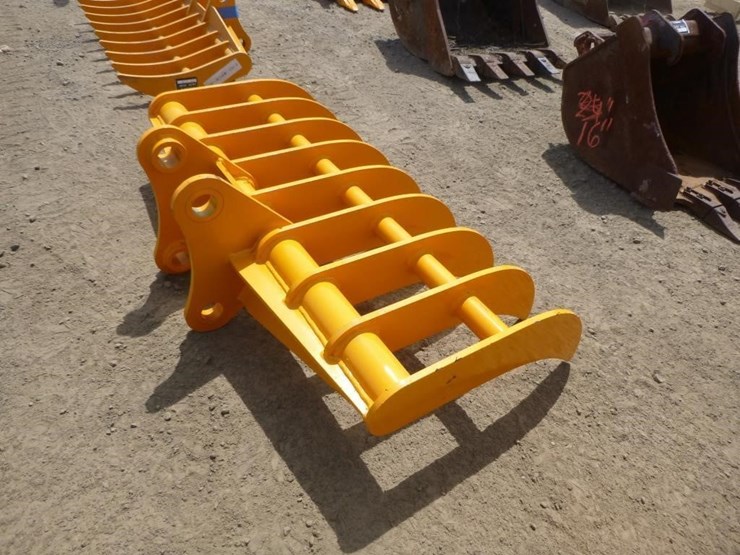 caterpillar-305-image-3