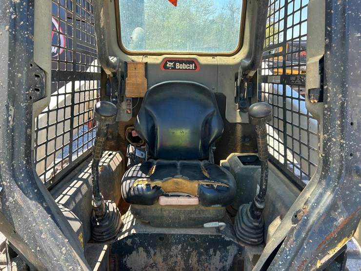 2021-bobcat-t62-image-12