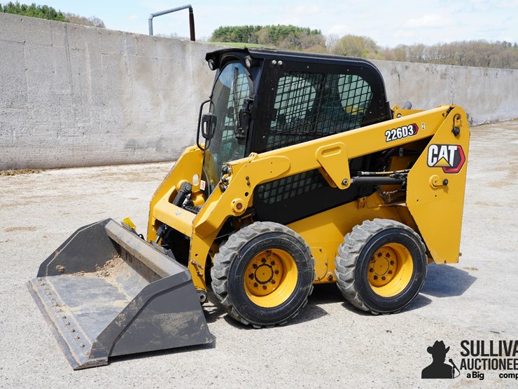 2023-caterpillar-226d3-image-1