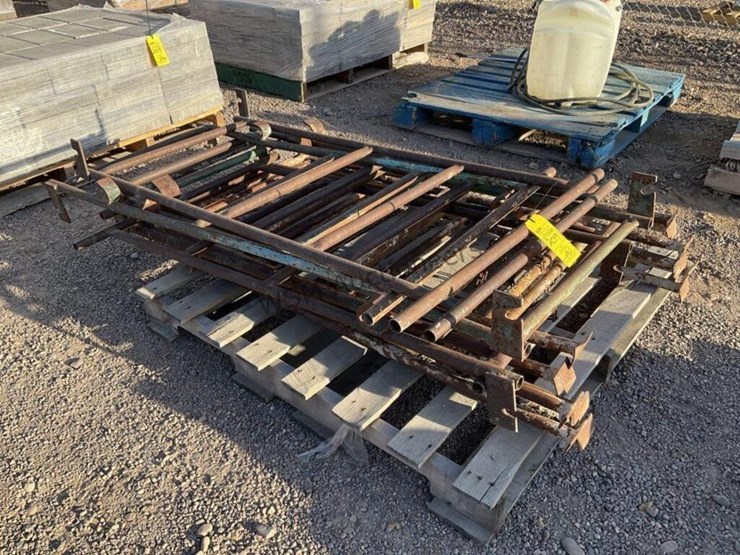 pallet-of-scaffolding-image-4