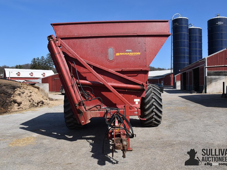 richardton-8210-image-2