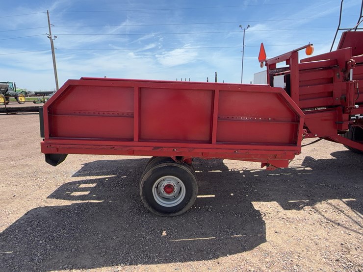 case-ih-8576-image-3