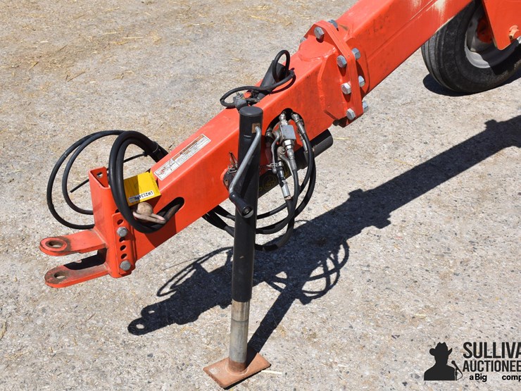 2015-kuhn-sr600-image-9