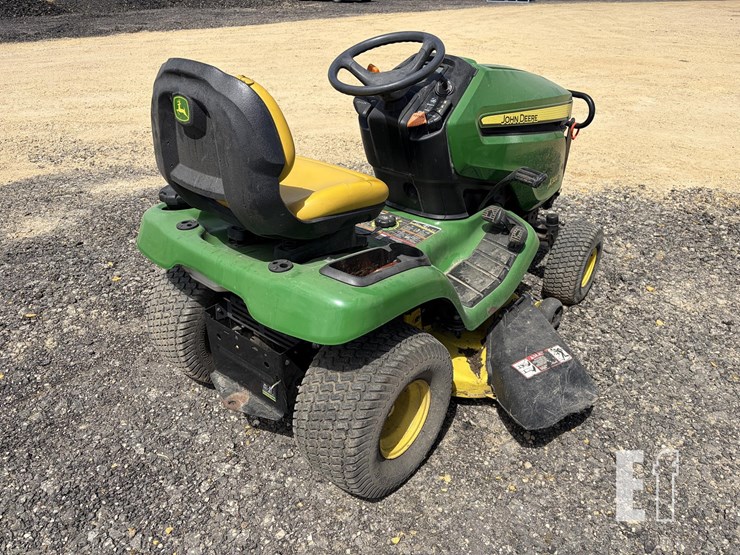 john-deere-x300-image-3