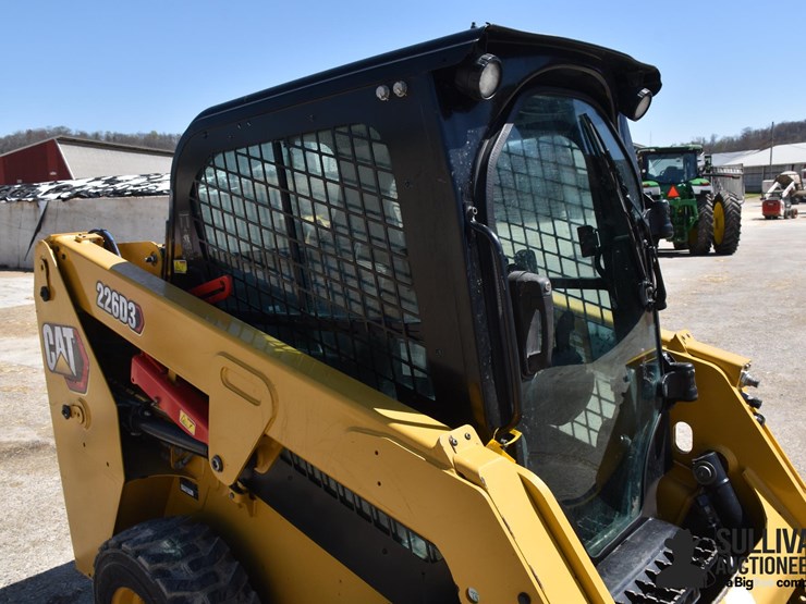 2025-caterpillar-226d3-image-16