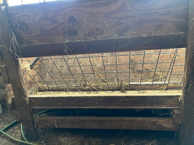 #9620-•-8'-sheep-feeder-image-5