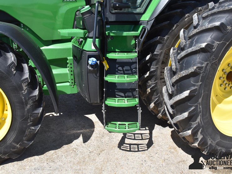 2023-john-deere-8r-280-image-16