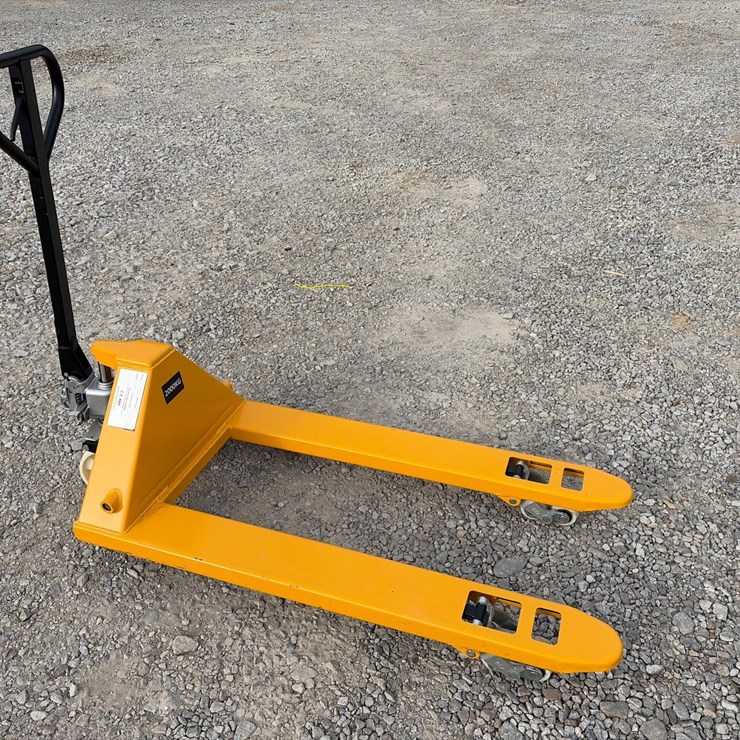#27 • Unused ZLG Pallet Jack