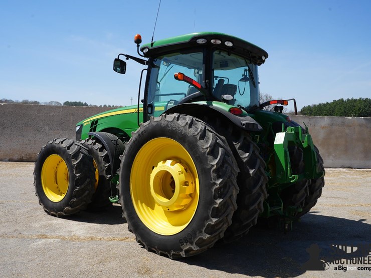 2012-john-deere-8310r-image-7