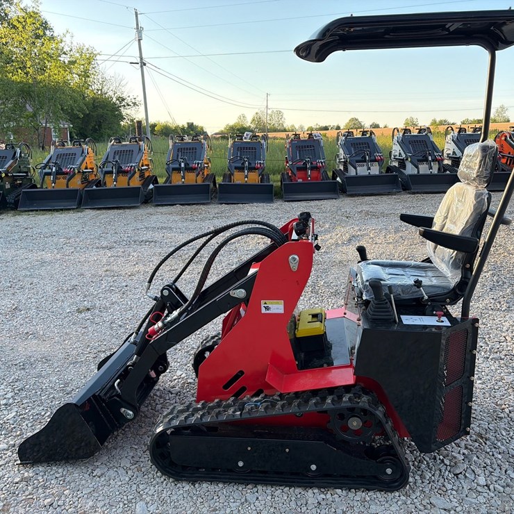 #223 • Unused 2026 SSL580 Ride On Skid Steer Loader