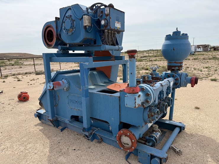 2009-tsc-unitized-wf700-5k-wp-triplex-pump-w/-d79-dc-motor-image-1
