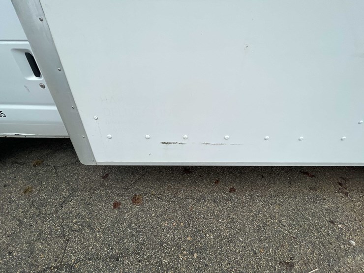 2016-ford-e450-image-22