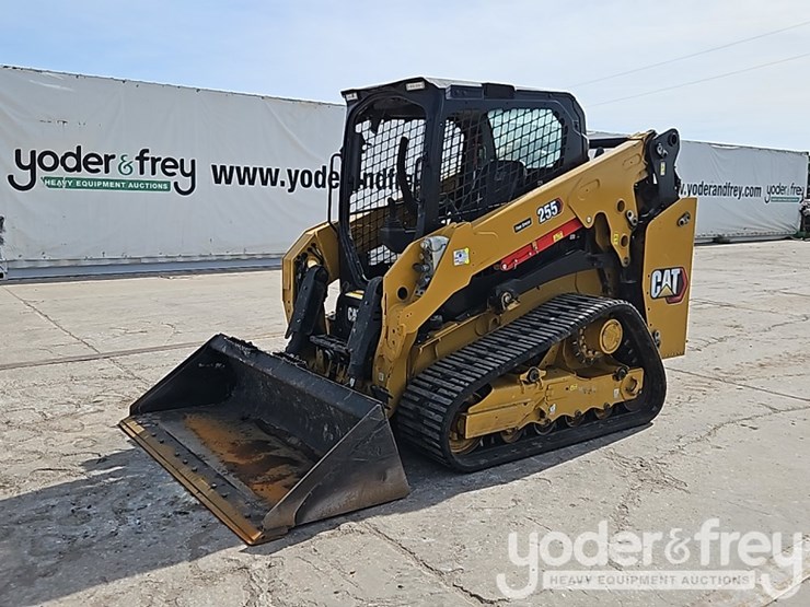 caterpillar-255-image-1