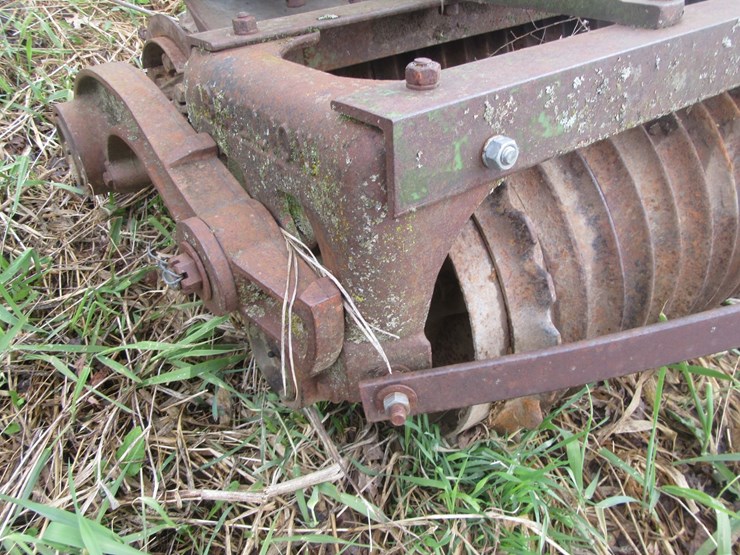 #9564-•-brillion-cultipacker-seeder-image-15